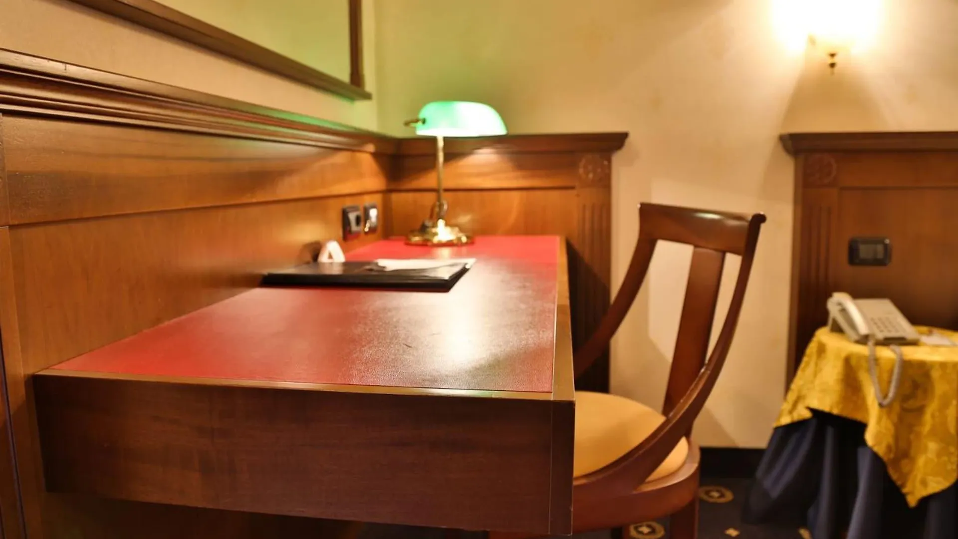 Best Western City Hotel Bologna 4*,